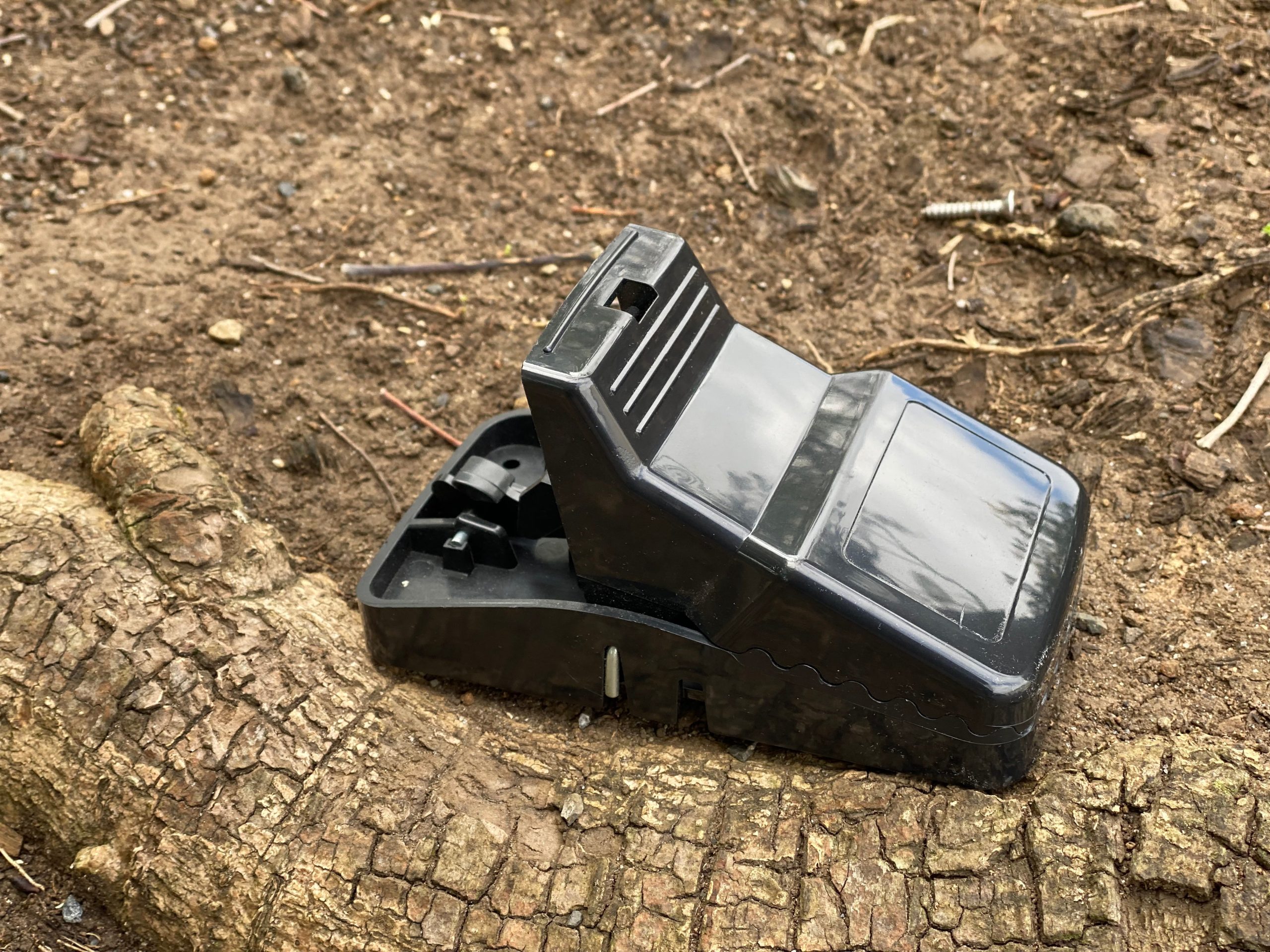 The Crocodile Rat Trap - Serrated Strike Bar - Image 2