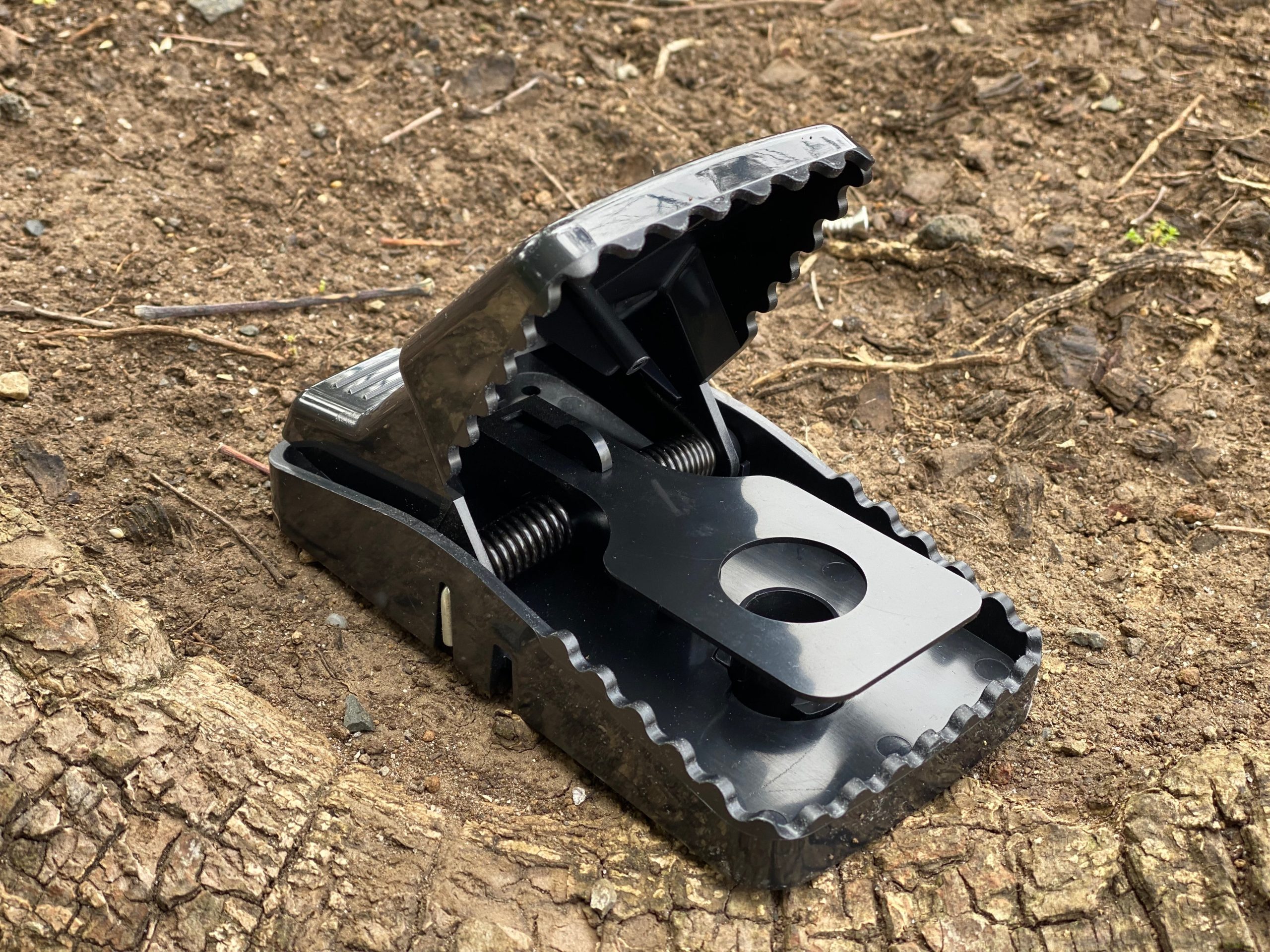 The Crocodile Rat Trap - Serrated Strike Bar - Image 6